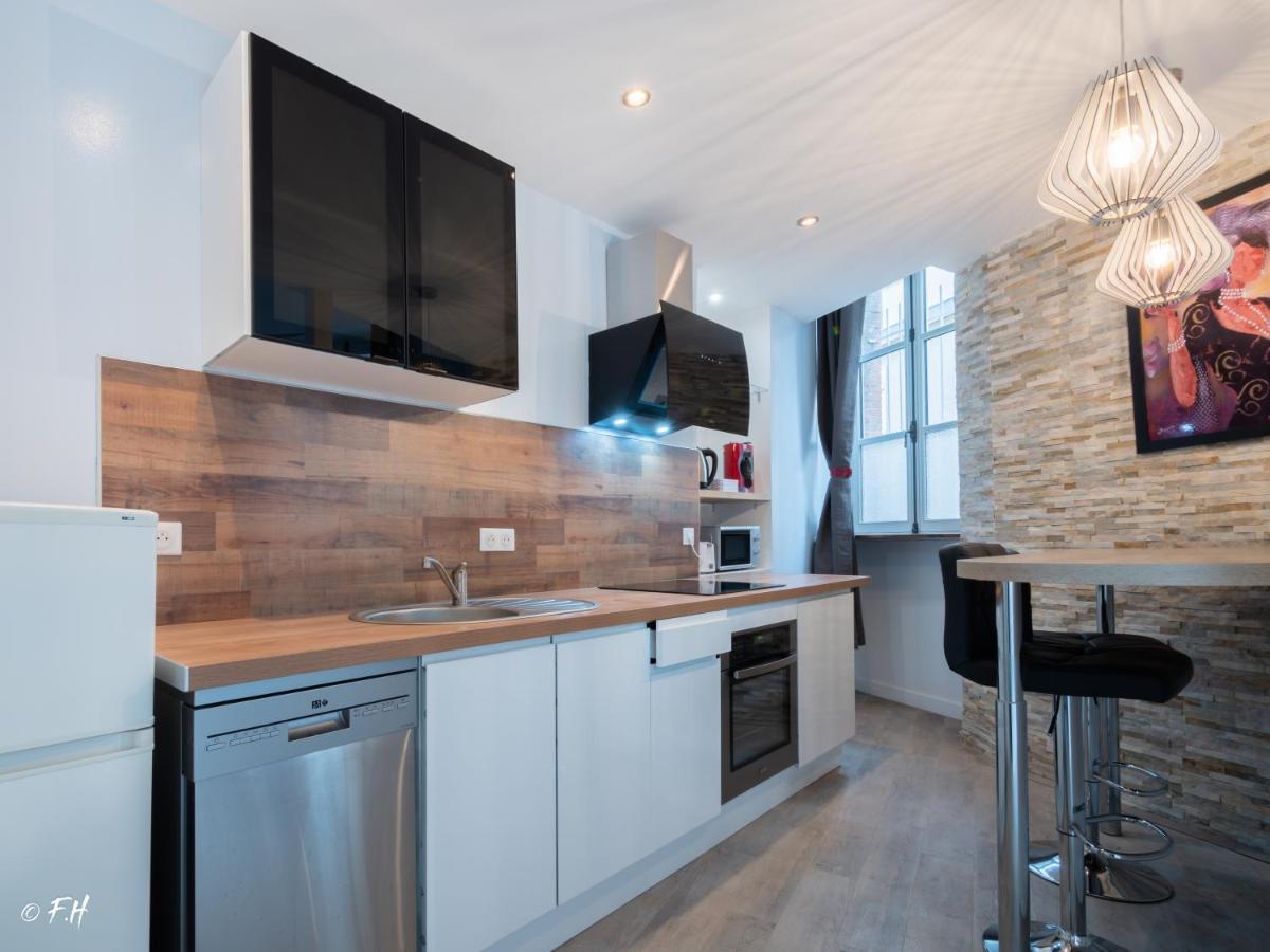 Le Vieux Laval Lägenhet Laval  Exteriör bild
