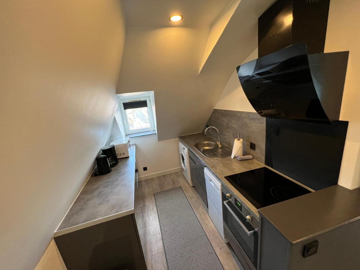 Le Vieux Laval Lägenhet Laval  Exteriör bild